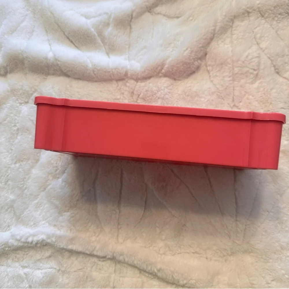 Schwarz Bros. Vintage 1950s Plastic HOT PINK Tissue Box